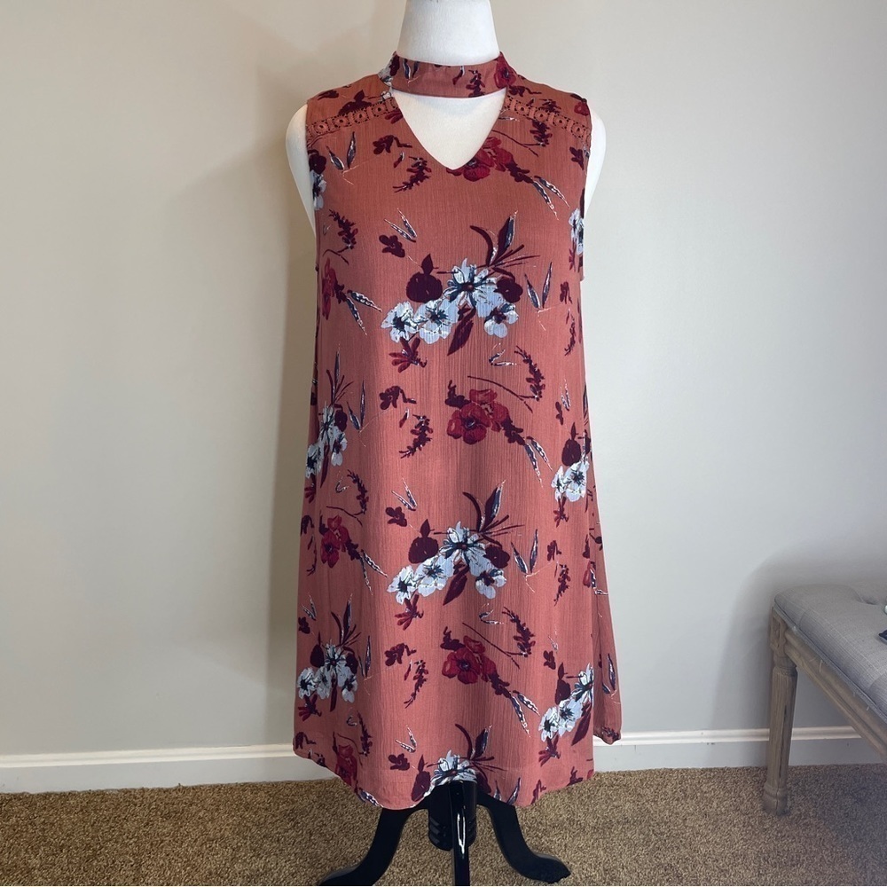 Blu Pepper Sienna Floral Dress Cutout Neckline Crochet Sleeveless Large NWT
